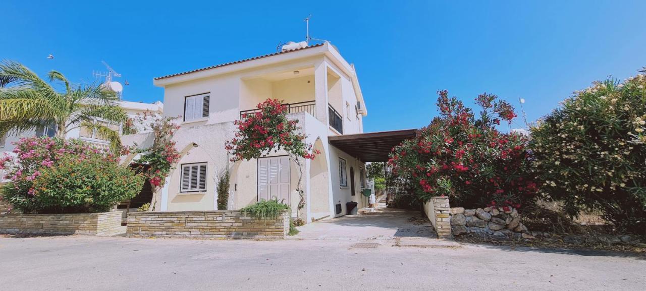 Stay Swallow'S Nest Villa Ayia Napa Exterior photo